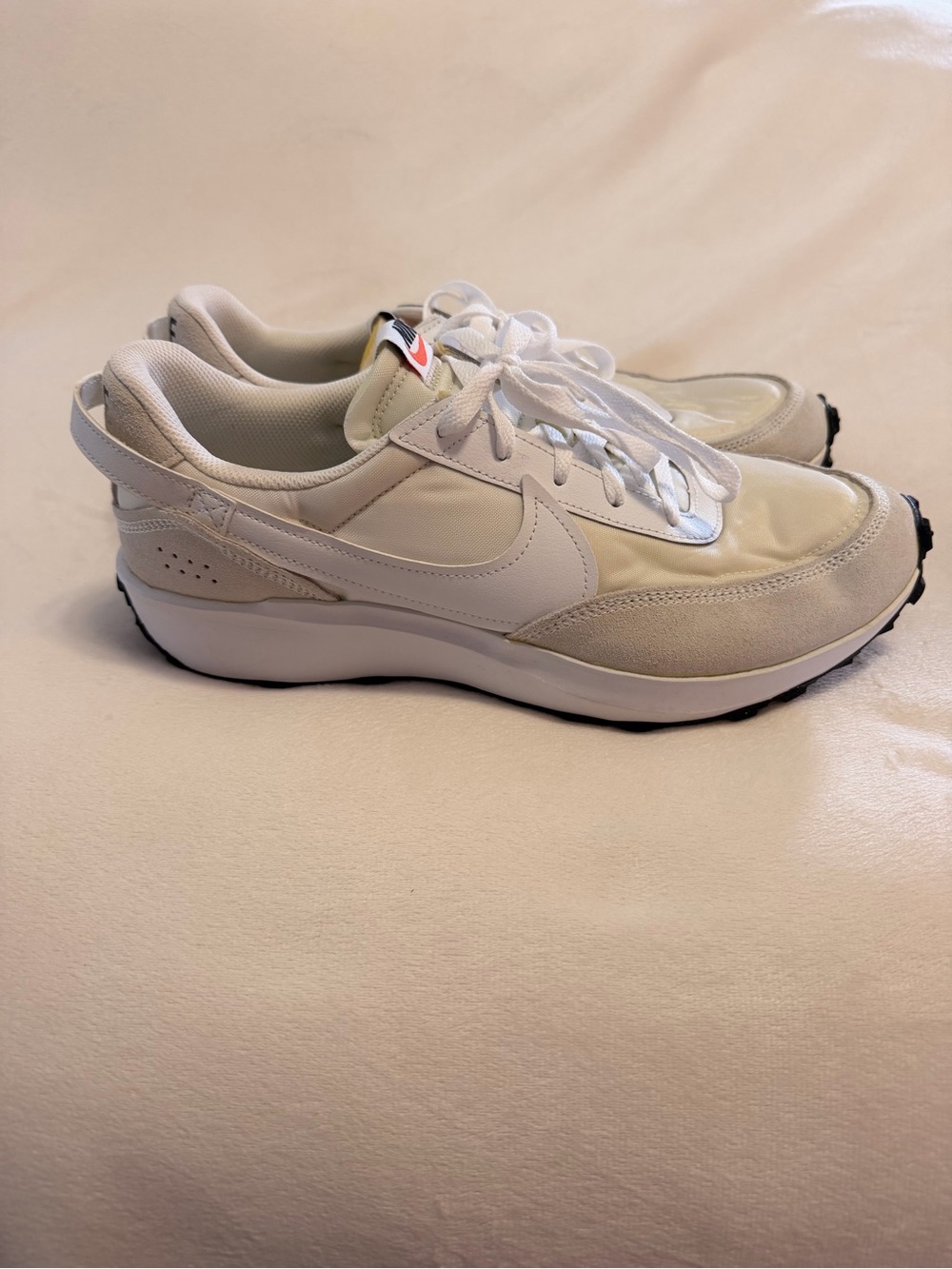 Nike Men’s White and Taupe Sneakers - Picture 5 of 9